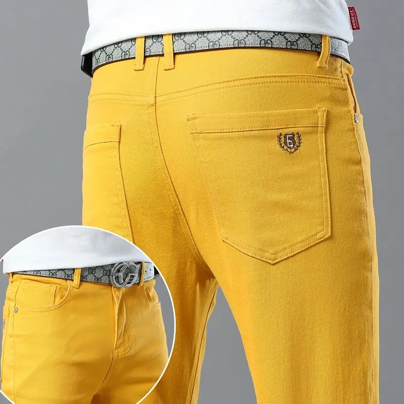 Jean extensible en Denim color - Aglaonema Red avis et prix