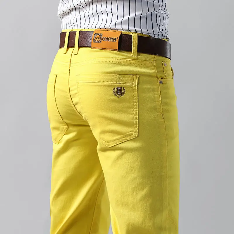 Jean extensible en Denim color - Aglaonema Red avis et prix